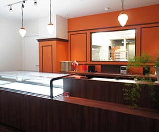 福岡市・店舗設計・洋菓子店／Patisserie Maillot Blanc（パティスリー・マイヨブラン）